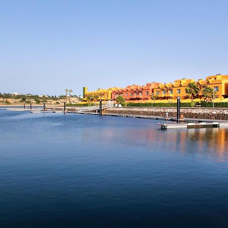Nh Marina Portimao Resort Екстериор снимка