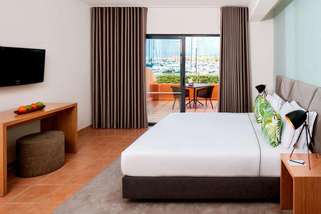 Nh Marina Portimao Resort Екстериор снимка