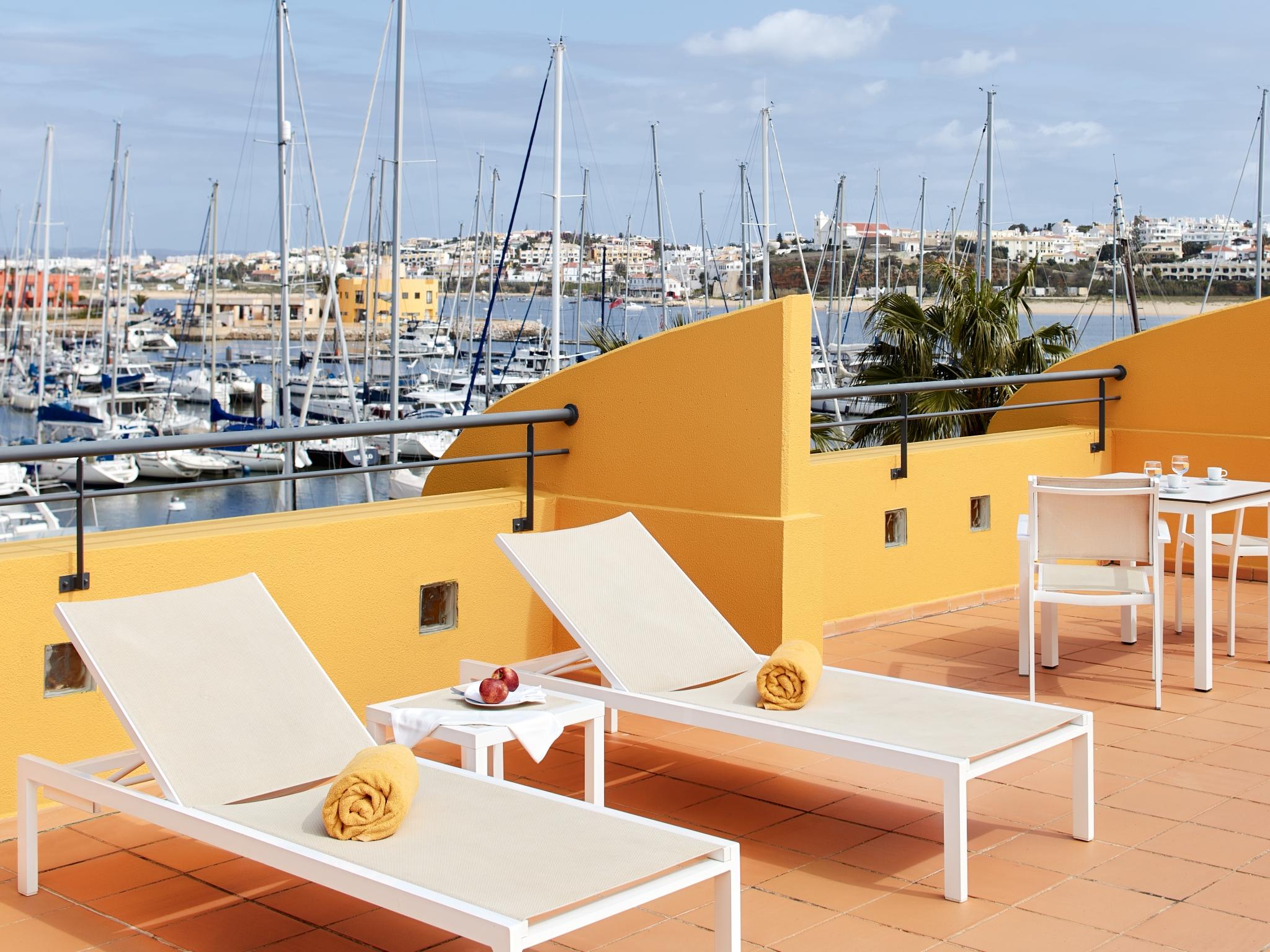Nh Marina Portimao Resort Екстериор снимка