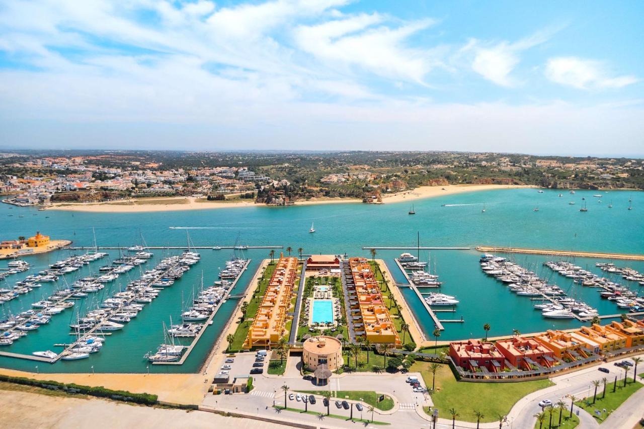 Nh Marina Portimao Resort Екстериор снимка